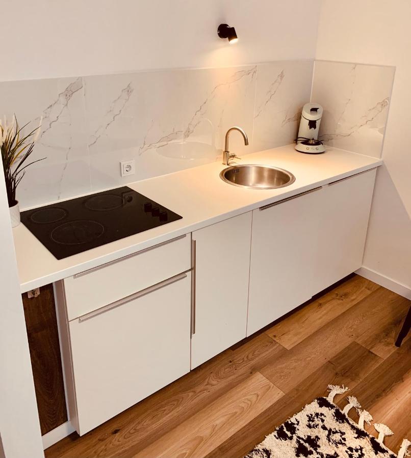 Gaestehaus Zur Uni Klinik Exklusives Apartment Mit Kueche Und Badezimmer Homburg  Zewnętrze zdjęcie