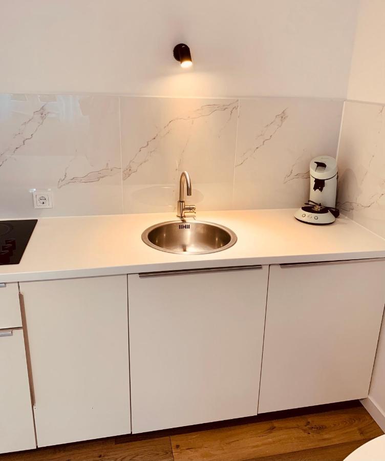 Gaestehaus Zur Uni Klinik Exklusives Apartment Mit Kueche Und Badezimmer Homburg  Zewnętrze zdjęcie